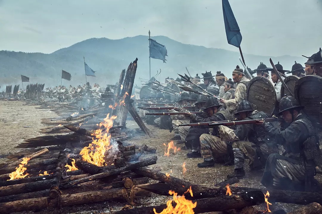 The Fortress: Peperangan dan Negosiasi dalam Gelombang Sejarah