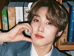 Kenalan dengan Jacob THE BOYZ: Vokalis Berbakat yang Mencuri Hati Fans